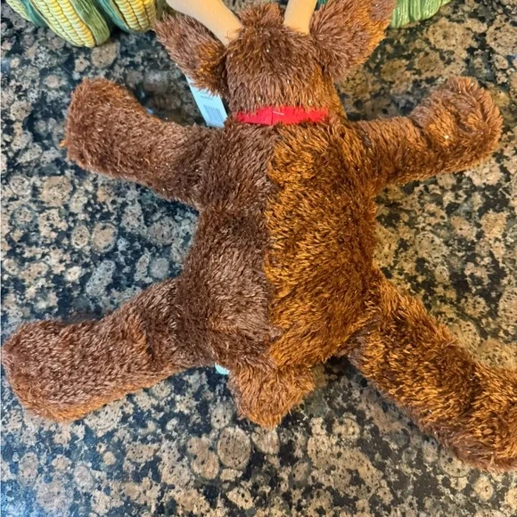Hallmark Comet Reindeer and Russ little reindeerPlush Set - Brown and Red - Picture 3 of 4